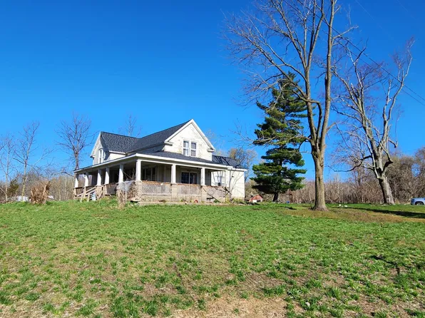 47060 24th Ave, Bloomingdale, MI 49026