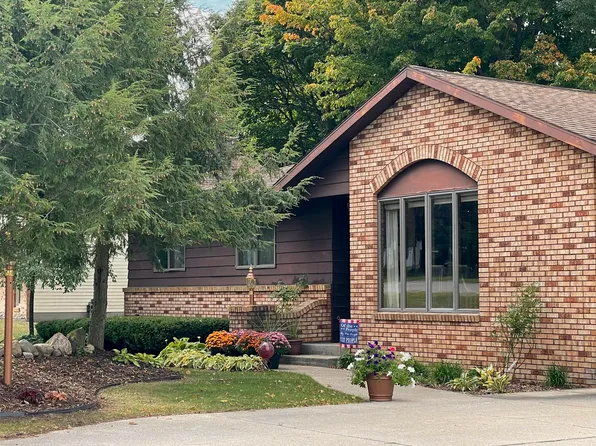 309 Elliott St, Shelby, MI 49455