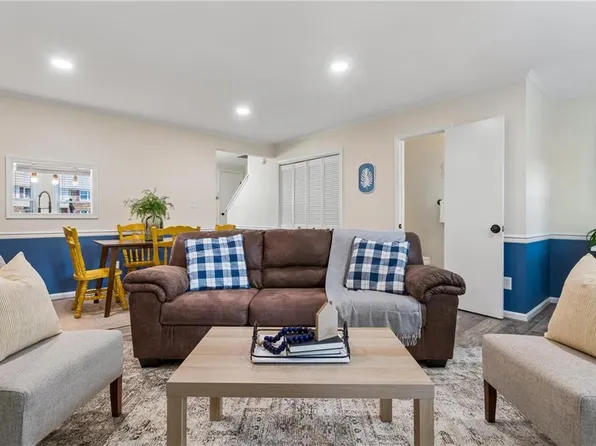 114 Solebay St, Yorktown, VA 23692