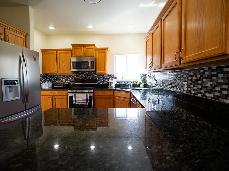 366 Sedgewood Ln — Photo 9