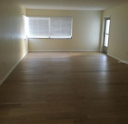 5th image of 5895 18th St N APT 1