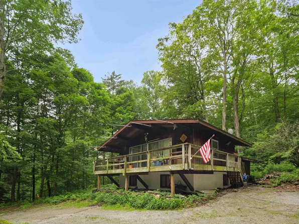 796 Sherwood Drive, Mendon, VT 05701