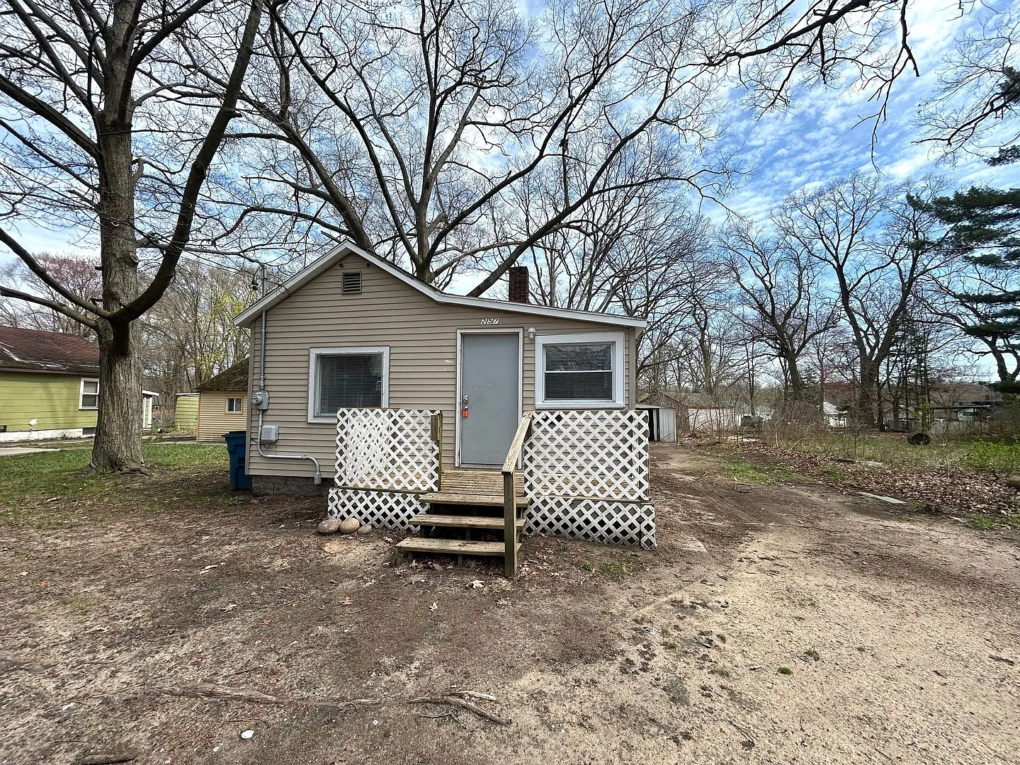 257 Harrison Blvd photo 1