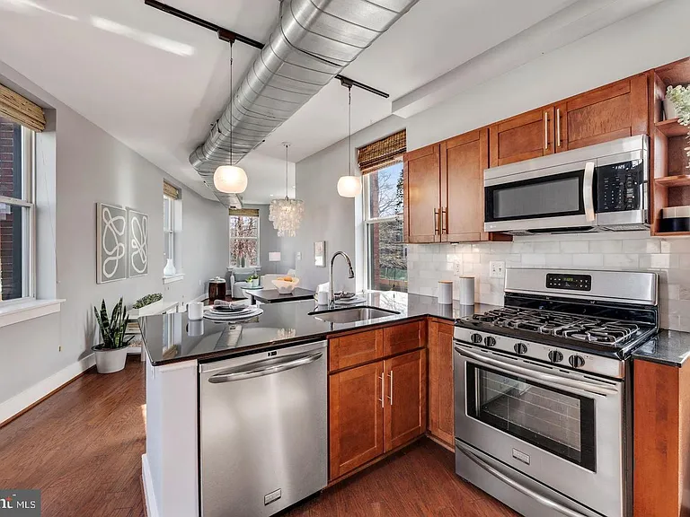 143 Rhode Island Ave NW #3 — Photo 5