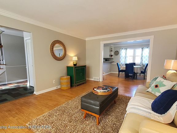 3rd image of 2898 Colony Dr
