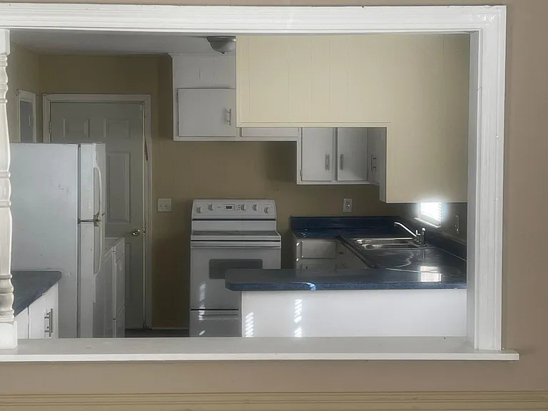 Kitchen_Dining View