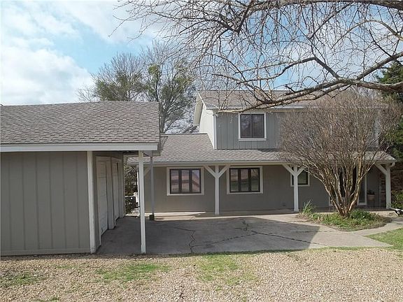 4th image of 8874 Eastview Dr