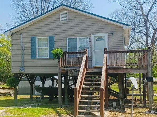 70 Gallinipper Rd, Hardin, IL 62047