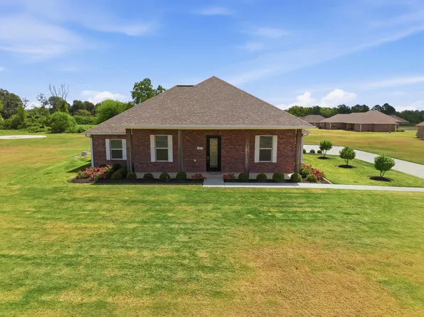 151 Liberty Dr, Leesville, LA 71446