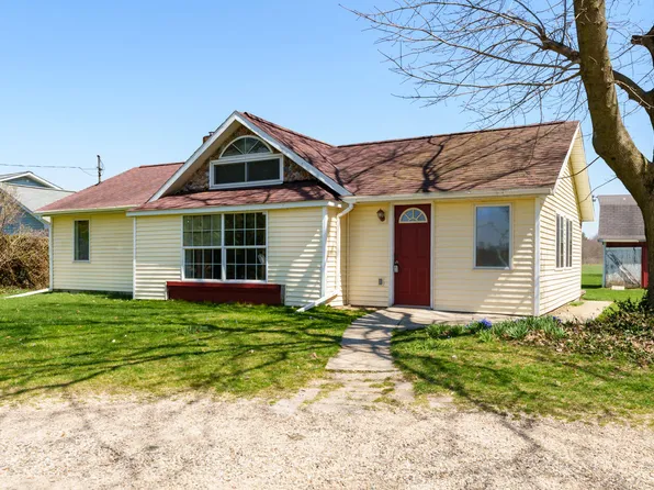 27739 29th St, Gobles, MI 49055