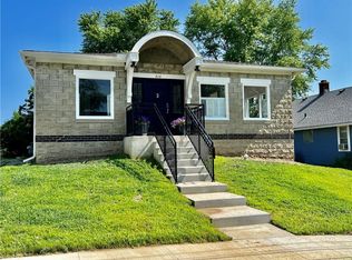 416 W 22nd St, Higginsville, MO 64037