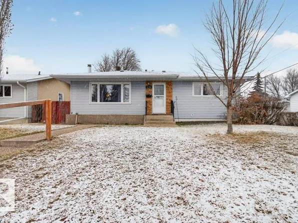 5216 89th Ave NW, Edmonton, AB T6B 0M5