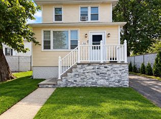 10 Auburn Ave, Staten Island, NY 10314