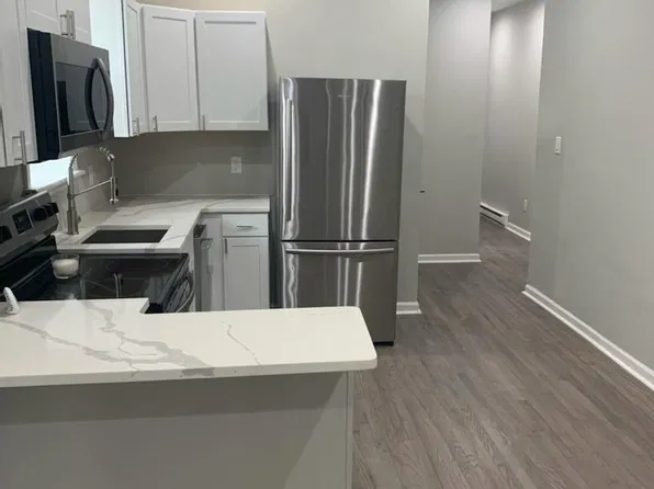 1719 N 25th St #1, Philadelphia, PA 19121