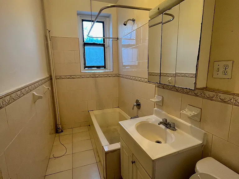 2610 Glenwood Rd #5B — Photo 6