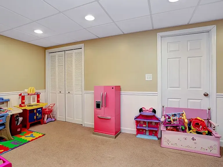 45 Scheffler Dr — Photo 18