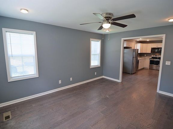 4th image of 1269 Daniel St