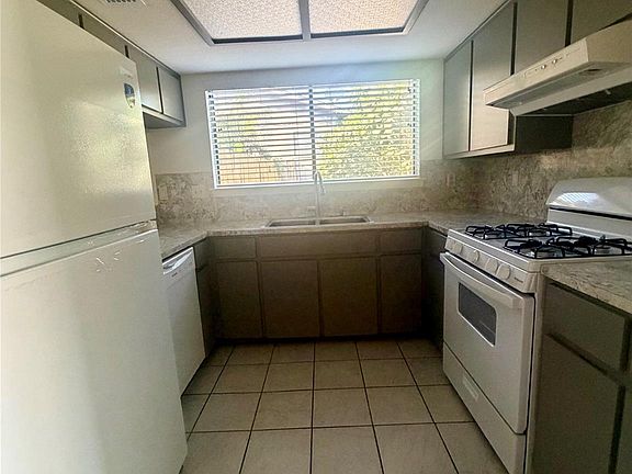 3rd image of 8105 S 1st St #B