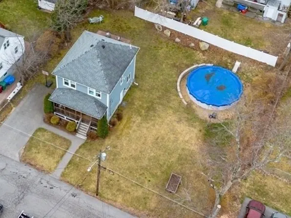 74 Merrill Ave, Lowell, MA 01850
