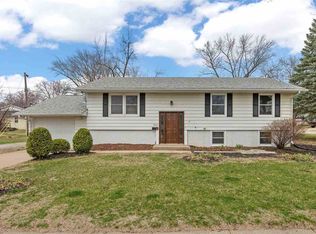 3006 Wayne Ave, Iowa City, IA 52240