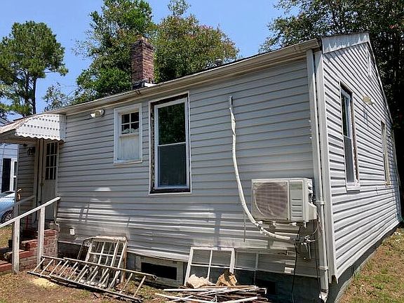 2nd image of 2762 W Surrey Dr