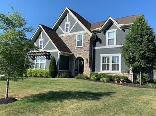 3593 Goldenrod St, Hilliard, OH 43026