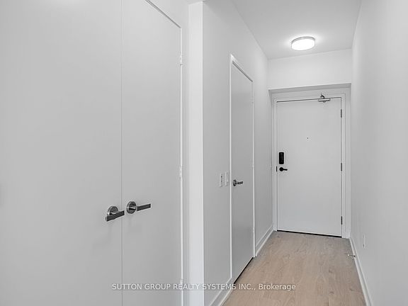 2nd image of 3900 Confederation Pkwy #1307