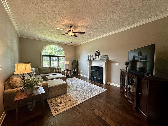 5th image of 2300 Sagewood Ct