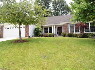 32 Winding Stair Way, O'Fallon, MO