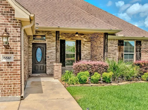 6510 Georgetown Ln, Lumberton, TX 77657