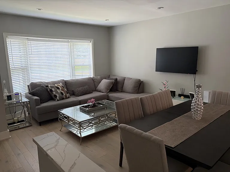 5606 Sutherland Ct — Photo 7