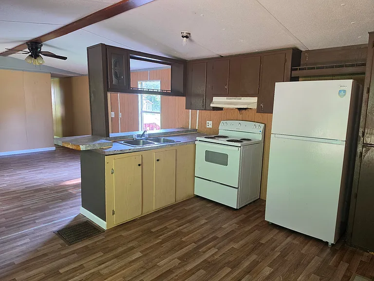 59 Valley View Dr — Photo 5