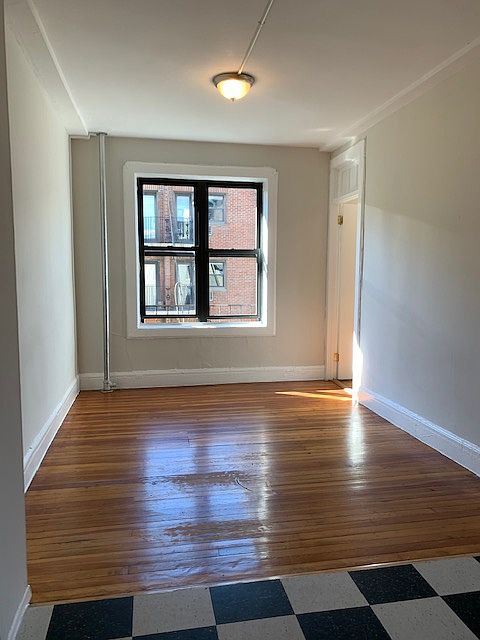 1st image of 210 Thompson St APT 6BN