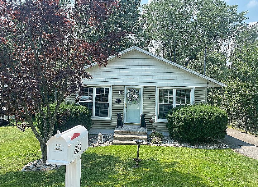 321 Scott Rd, South Abington