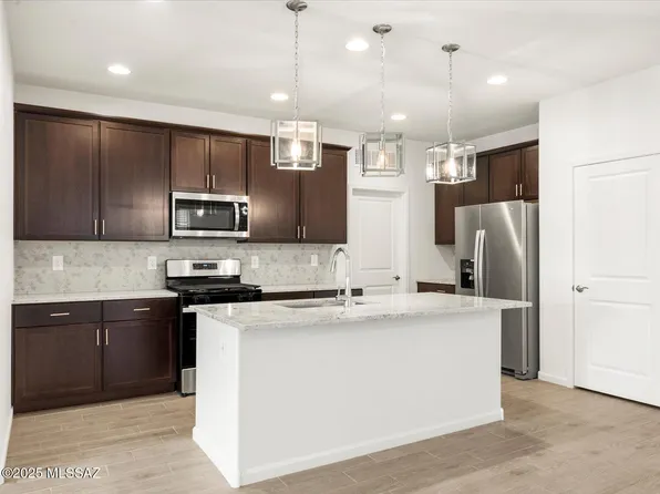 6846 E Paseo De Villalobos, Tucson, AZ 85756