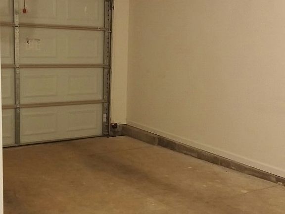 3rd image of 3855 Blue Bonnet Dr