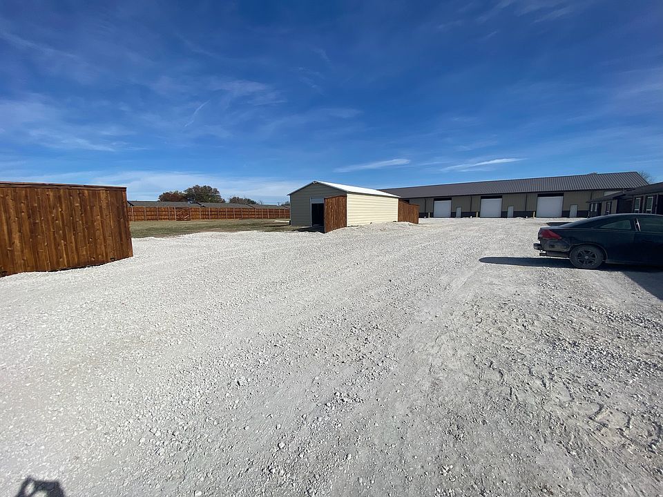 2nd image of 615 Farm To Market Rd #371