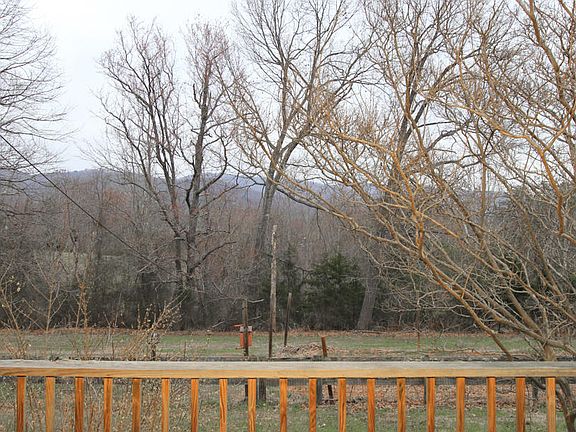 5th image of 218 Leatherwood Pl