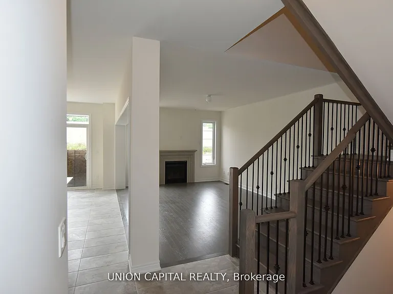 1378 Davis Loop N — Photo 23