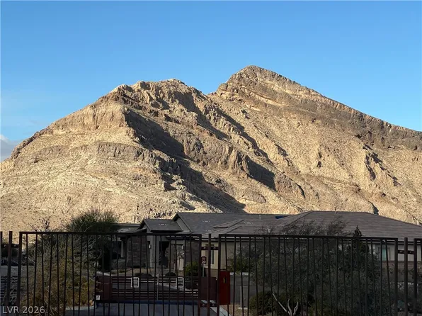 10840 Organic Dr, Las Vegas, NV 89138