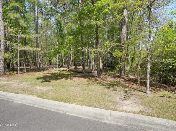 3496 Fairway Crest Drive SW, Shallotte, NC 28470