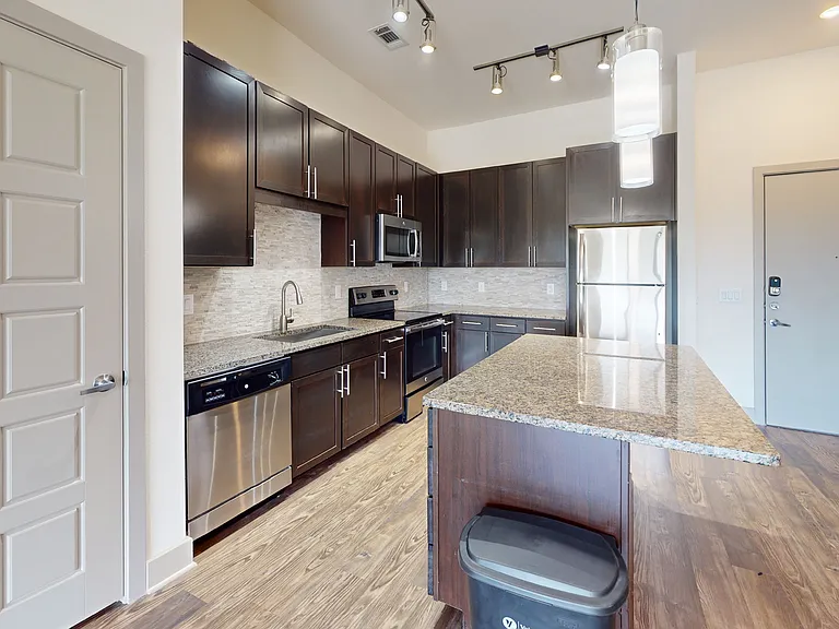 The Flats at Palisades — Photo 59