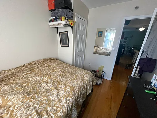 Rented by Delmark Realty LLC | media 41