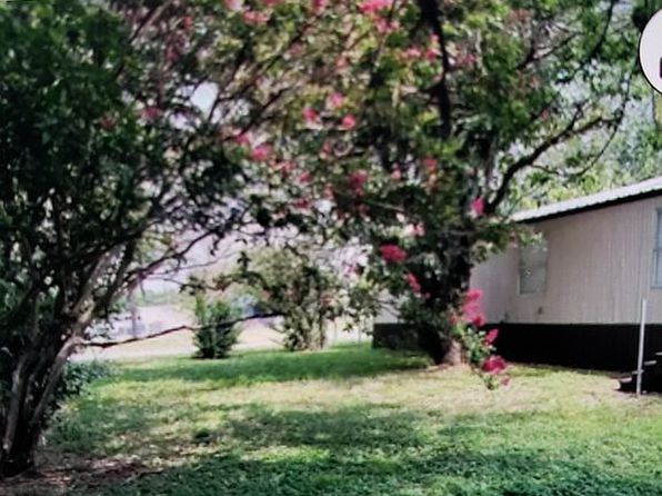 429 Skylark Dr