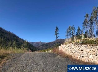 105 1st St W, Detroit, OR 97342