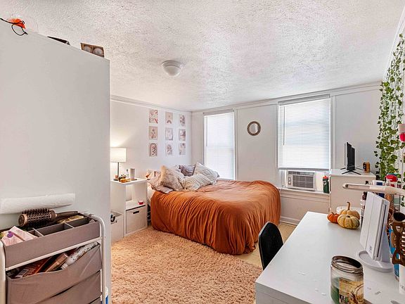 2nd image of 37 Uxor Way