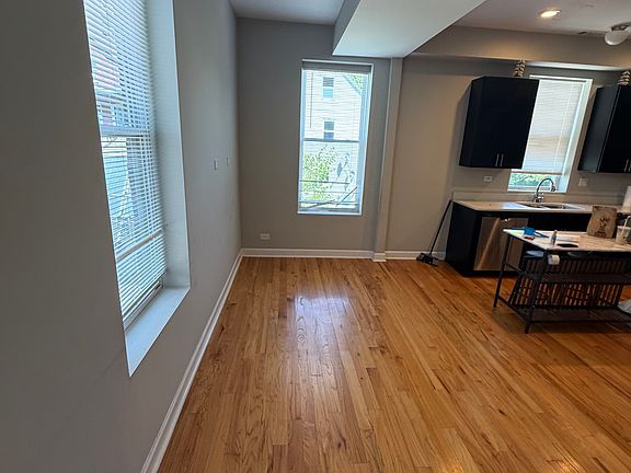 4th image of 2724 W 16th St #2