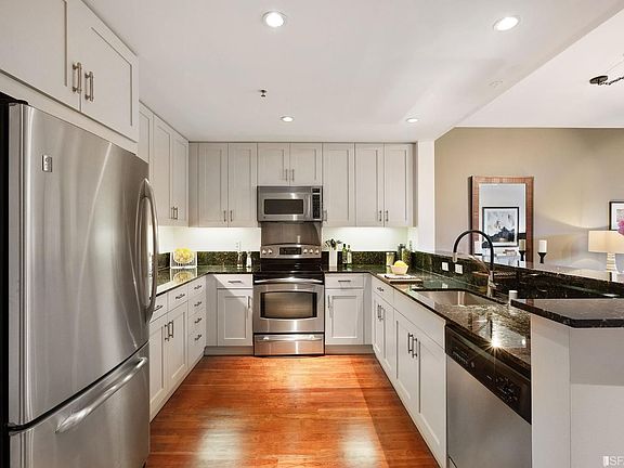 2nd image of 350 Broderick St APT 206