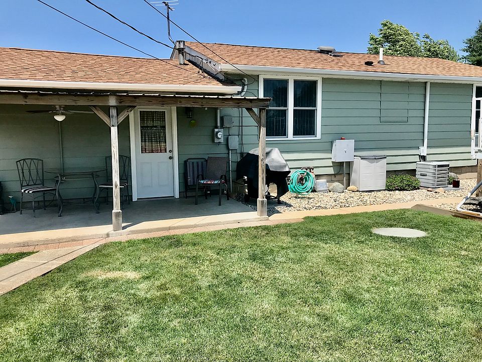 2nd image of 112 Bennett Dr
