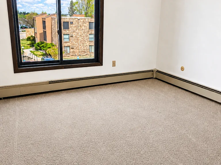 4440 S Poplar St #301 — Photo 6